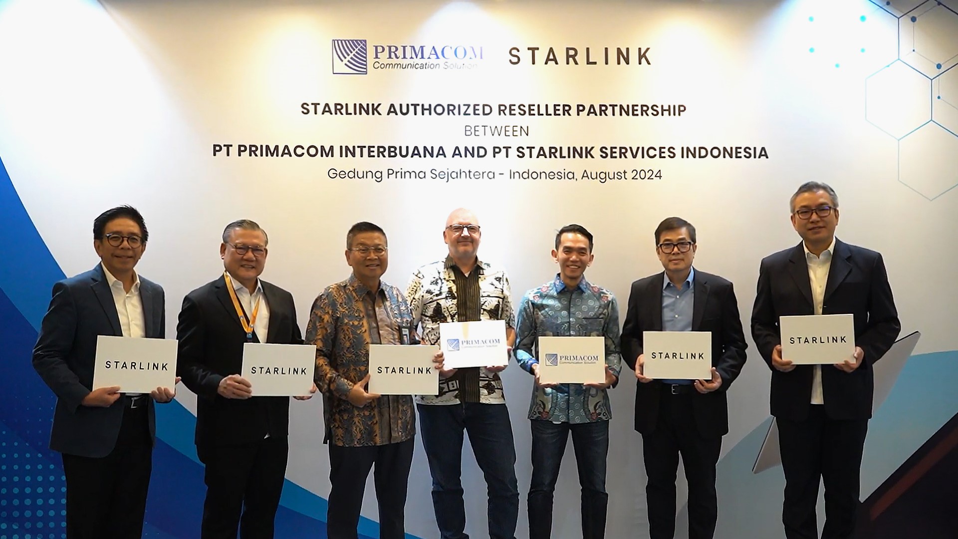 Direktur Starlink Adakan Pelatihan di Perusahaan Komunikasi Satelit Primacom