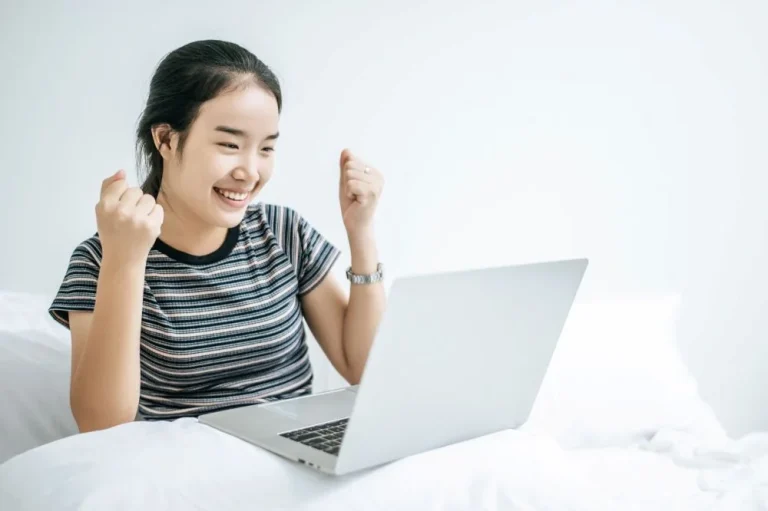 Mengapa Internet Satelit Starlink Bisa Cepat? Ini 3 Rahasianya!