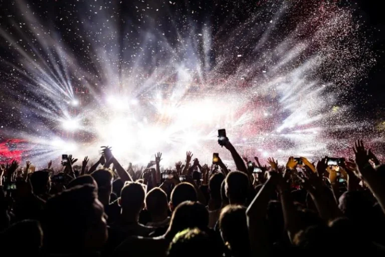 Siap-Siap! Banyak Konser di Jakarta, Sewa Starlink untuk Lancarkan Acara!