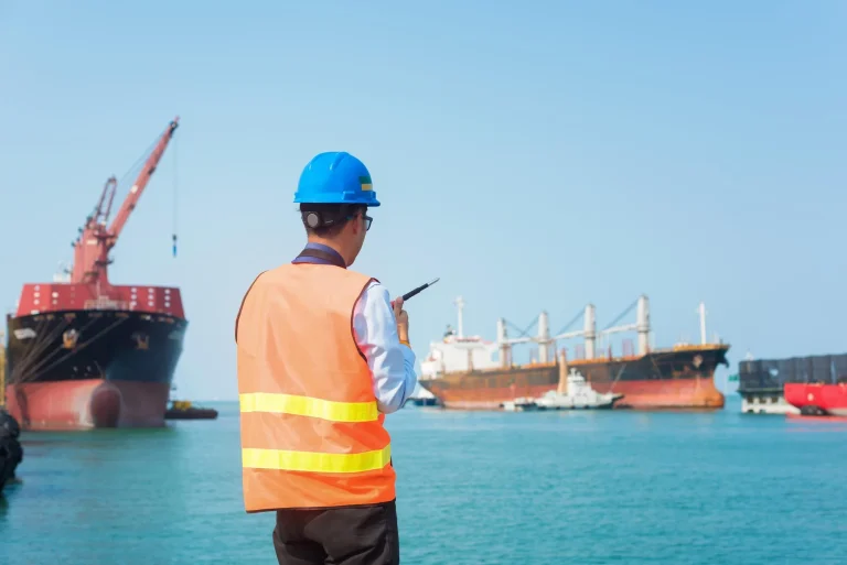 AIS Kapal Diwajibkan, Bisa Beli di Sini!