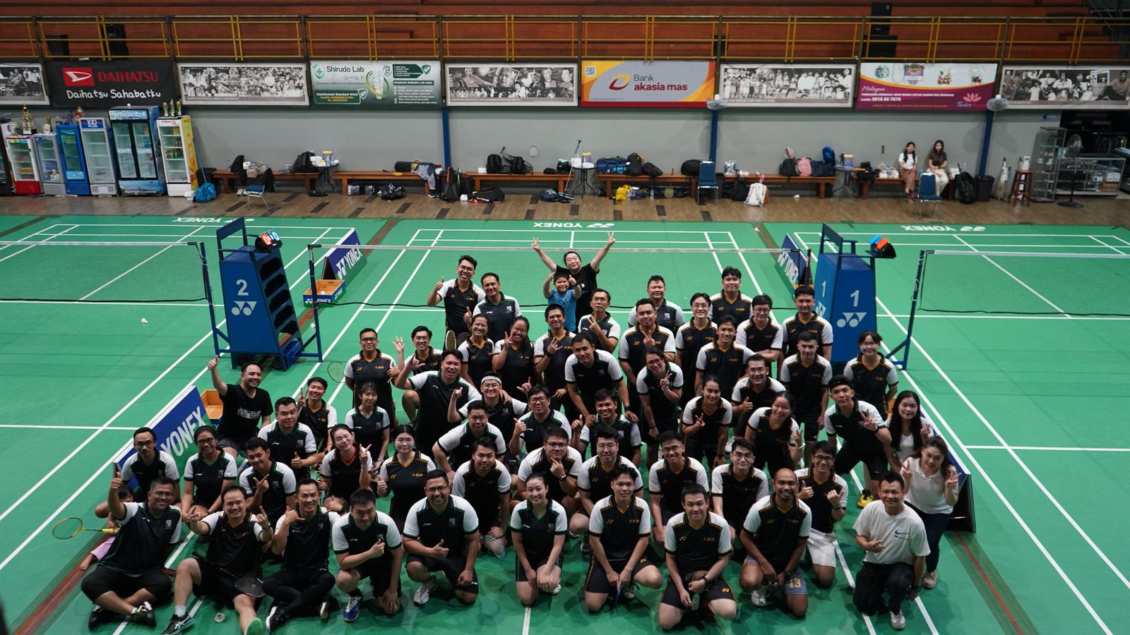 Primacom Adakan Badminton Friendly Match dengan BCA